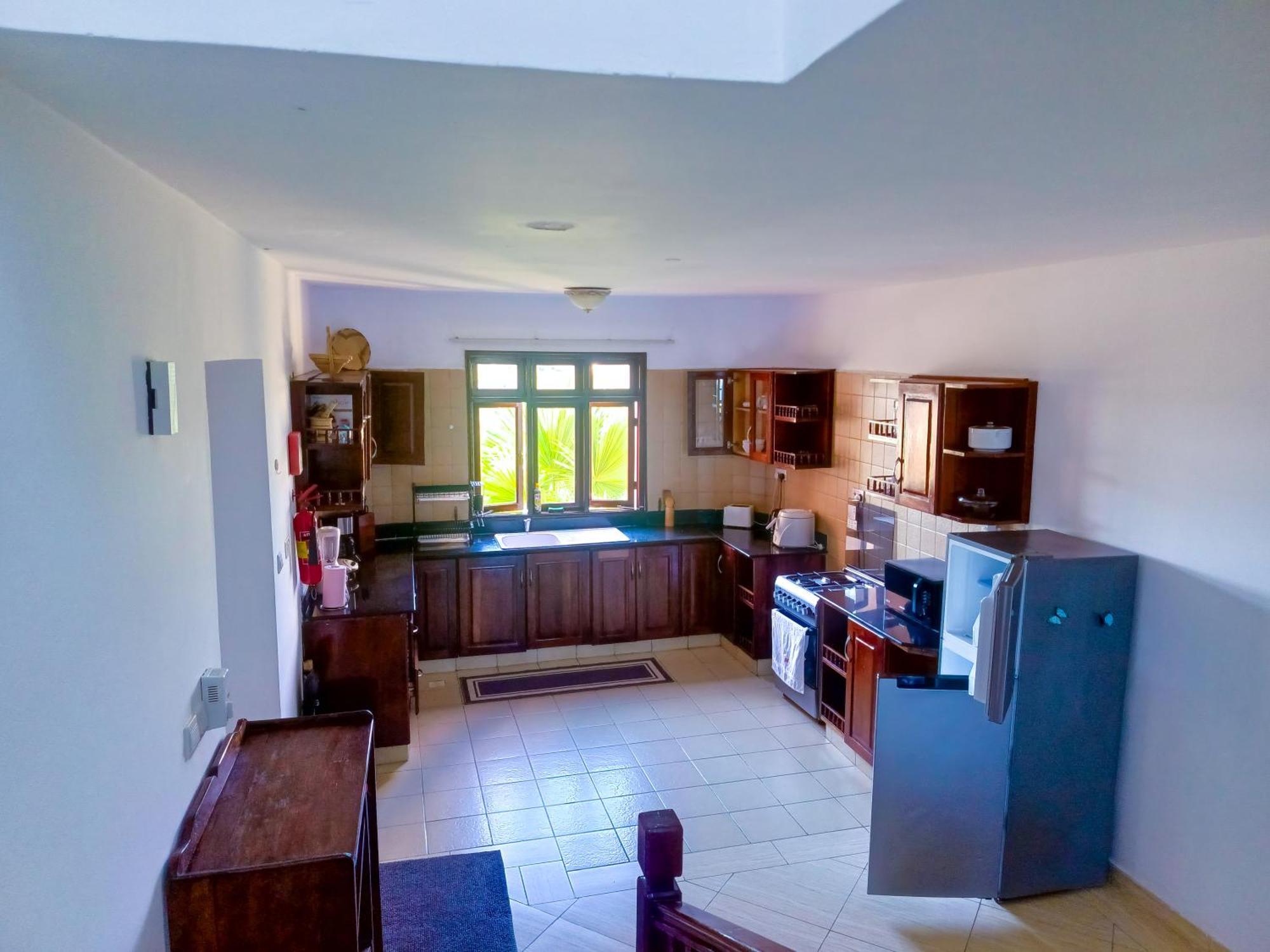 Ivory Beachfront Stays Mombasa Exterior photo